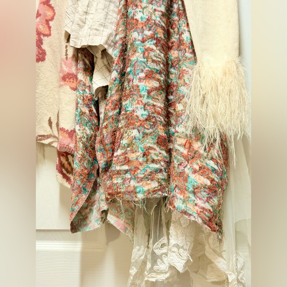 Cream and Floral Patchwork tunic with Feather Details - Picture 7 of 8